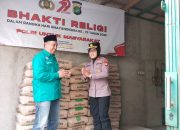 Polsek Tambun Selatan Gelar Bakti Religi Dalam Rangka Hari Bhayangkara Ke -79, Salurkan 50 Sak Semen Untuk Pembangunan