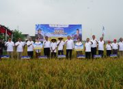 Dukung Ketahanan Pangan, Wakapolres Metro Bekasi Hadiri Panen Jaksa Agung Bersama Menteri Pertanian