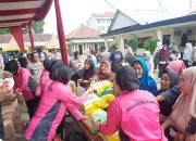 Sambut HUT ke-80 RI, Polsek Cikarang Utara Gelar Bazar Gerakan Pangan Murah, Warga Antusias