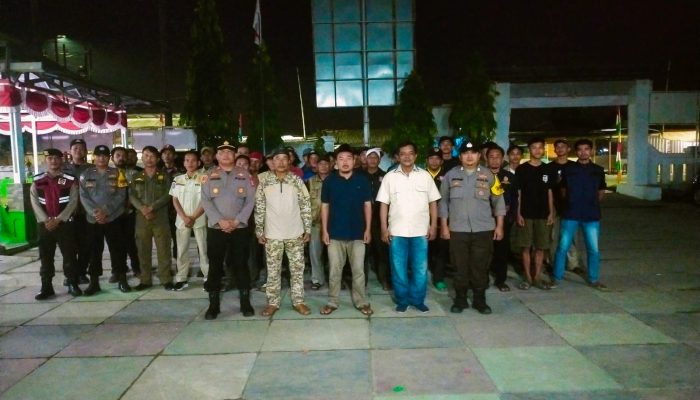 Kapolsek Pebayuran Gelar Apel di Desa Karang Reja, Dorong Sinergi Jagabaya dan Polri Jaga Kamtibmas