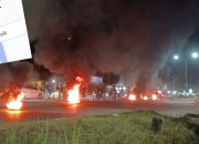 Mahasiswa UHO dan Beberapa Masyarakat Kota Kendari Prov, Sulawesi Tenggara Gelar Aksi Damai