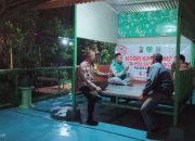 Ngopi Kamtibmas, Polsek Cikarang Pusat Ajak Warga Desa Cicau Bersinergi Jaga Keamanan Lingkungan