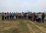 Pengecekan Lahan Ketahanan Pangan Polda Metro Jaya di Desa Sukamahi, Cikarang Pusat