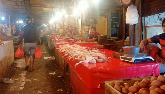 Bahan Pokok di Pasar Tradisional Cianjur Melonjak Naik