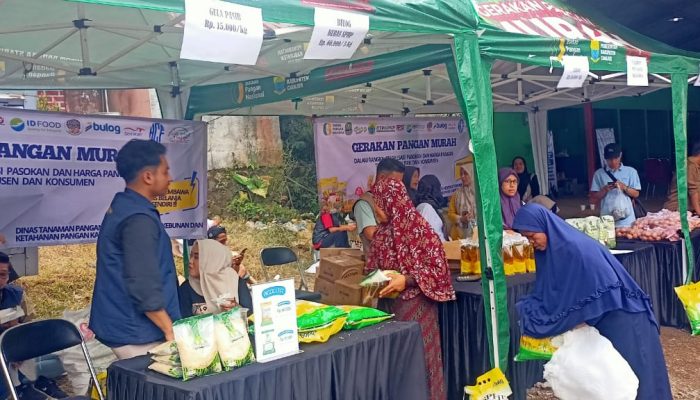 Bulog salurkan 2 Ton Beras SPHP di GPM (Gerakan Pangan Murah) Cianjur