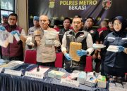 Satresnarkoba Polres Metro Bekasi Ungkap Peredaran Narkoba, Amankan 7 Tersangka dan Ribuan Barang Bukti