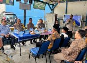 Kapolres Metro Bekasi Kunjungi Pos Siskamling di Kampung Babakan, Kertasari Pebayuran