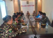 Kapolsek Sukatani Gelar Ngopi Kamtibmas Bersama Anshor, KNPI, dan Karang Taruna