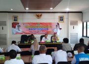 Tekankan Sinergitas Keamanan Dan Pembangunan,Kapolsek Sukatani Bersama Danramil Monitoring Rapat Minggon Kecamatan Sukatani Tahun 2025