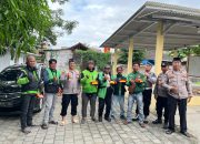 Polsek Sukatani Gelar Jumat Peduli, Bagikan Nasi Kotak untuk Driver Ojol