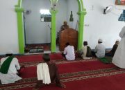 Kapolsek Cikarang Pusat Laksanakan Safari Jumat Kamtibmas, Ajak Jamaah Jaga Keamanan Lingkungan