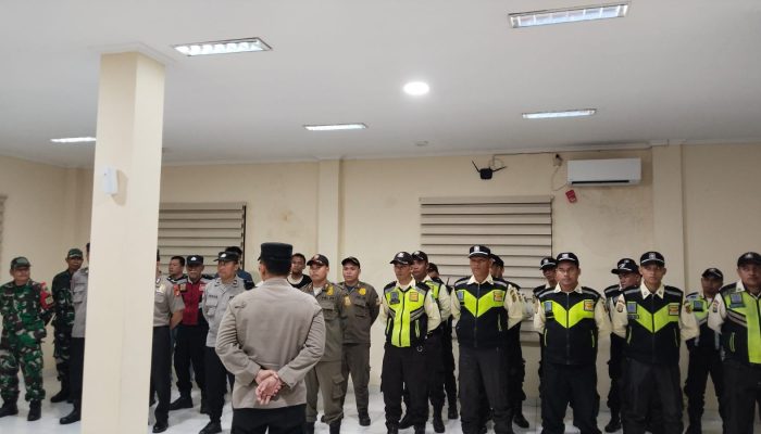 Polsek Cikarang Pusat Gelar Apel Malam dan Patroli Biru Antisipasi Premanisme dan Kejahatan Jalanan