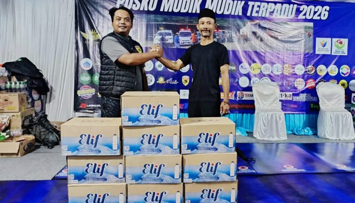 Toko Snack SEGER JAYA Salurkan Berikan Bantuan ke Posko Mudik Kosmi Indonesia