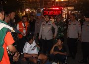 Polres Metro Bekasi Bersama Kodim 0509/Kabupaten Bekasi Dan Polsek Jajaran Kawal Nobar Persija vs Persib di 30 Titik, Suporter Ikut Jaga Kondusifitas Demi Bekasi Lebih Maju