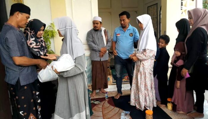 Sambut Tahun Baru Islam 1448 H, Media Mata Bekasi Indonesia Tebar Kepedulian Lewat Santunan Anak Yatim, Dhuafa, dan Jumat Berkah