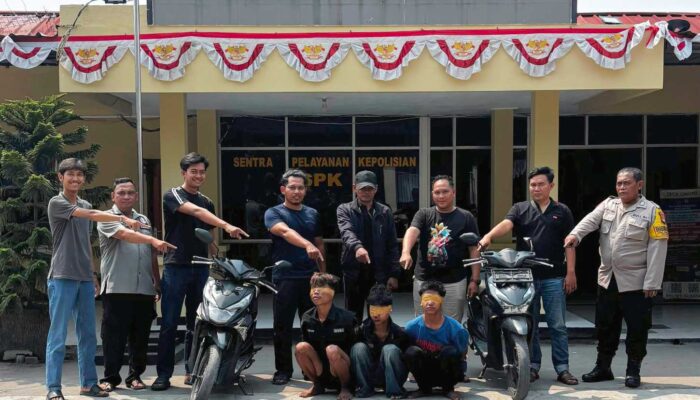 Polsek Sukatani Ringkus Tiga Tersangka Pemerasan Bermodus Begal, Celurit Disita