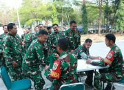 Tingkatkan Kesiapsiagaan Pam VVIP, Prajurit Kodim 0509/Kab. Bekasi Gelar Latihan Renang Militer Dasar